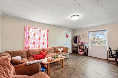 433 SE 9th Street Madras OR 97741