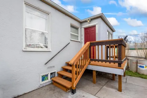 433 SE 9th Street Madras OR 97741