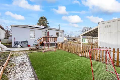 433 SE 9th Street Madras OR 97741