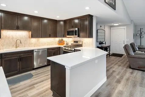 2240 NW Oak Court Redmond OR 97756
