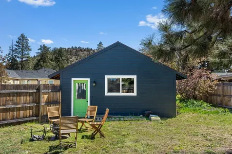 924 NE 9th Street Bend OR 97701