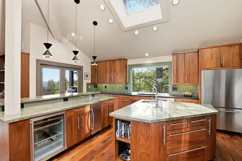 1627 NW Summit Drive Bend OR 97703