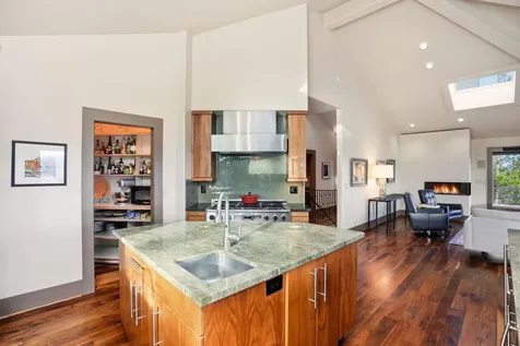 1627 NW Summit Drive Bend OR 97703