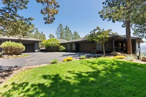 1627 NW Summit Drive Bend OR 97703