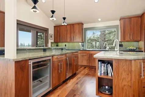 1627 NW Summit Drive Bend OR 97703