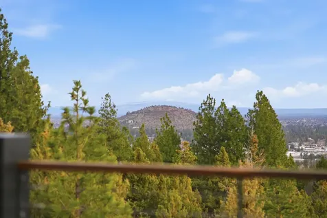 1627 NW Summit Drive Bend OR 97703