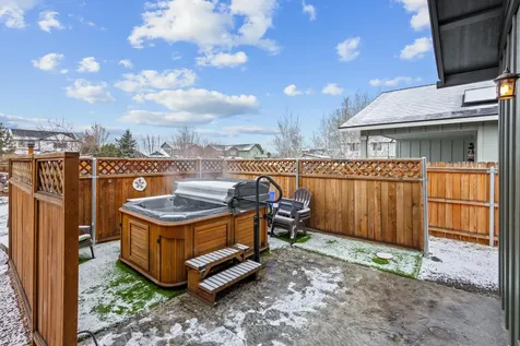1360 SW 27th Street Redmond OR 97756