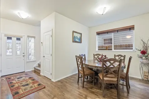 1360 SW 27th Street Redmond OR 97756