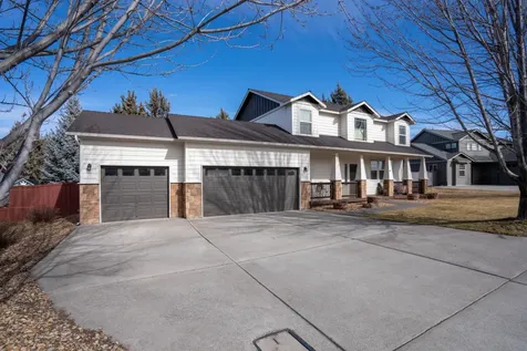 1334 SW Rimrock Way Redmond OR 97756