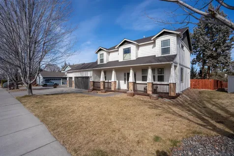 1334 SW Rimrock Way Redmond OR 97756