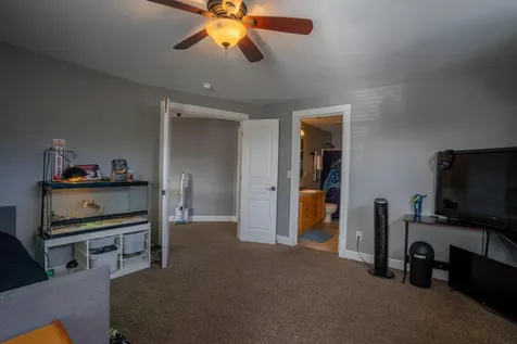 1334 SW Rimrock Way Redmond OR 97756