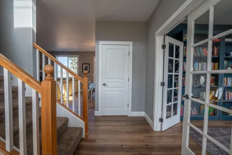 1334 SW Rimrock Way Redmond OR 97756