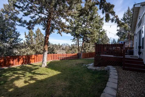 1334 SW Rimrock Way Redmond OR 97756
