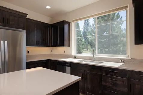 51844 Hollinshead Place La Pine OR 97739