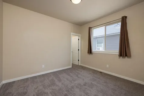 51844 Hollinshead Place La Pine OR 97739