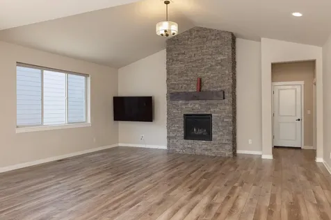 51844 Hollinshead Place La Pine OR 97739