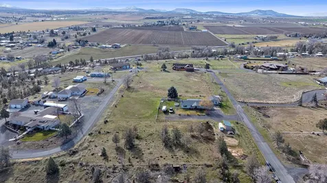1771 SW Quail Drive Madras OR 97741
