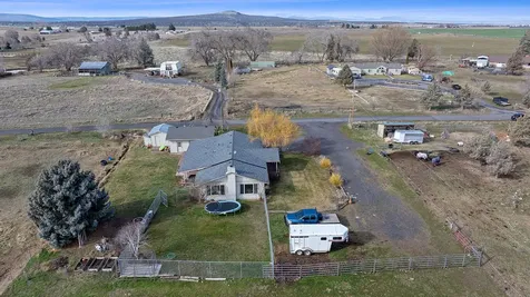 1771 SW Quail Drive Madras OR 97741