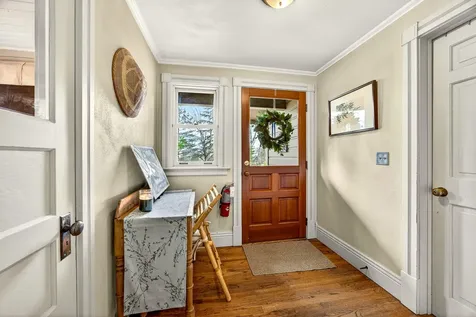 668 N Main Street Ashland OR 97520