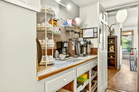 668 N Main Street Ashland OR 97520