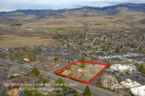 668 N Main Street Ashland OR 97520