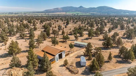 16264 SW Majestic View Lane Powell Butte OR 97753