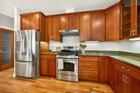 952 Oak Street Ashland OR 97520