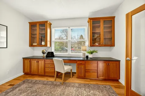 952 Oak Street Ashland OR 97520
