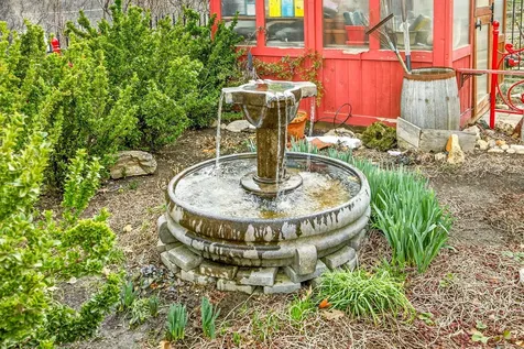 952 Oak Street Ashland OR 97520
