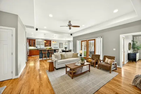 952 Oak Street Ashland OR 97520