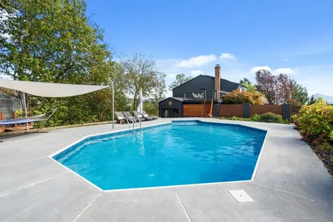 1021 NW Starlite Place Grants Pass OR 97526