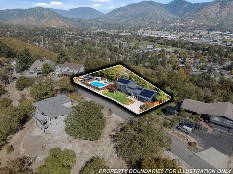 1021 NW Starlite Place Grants Pass OR 97526