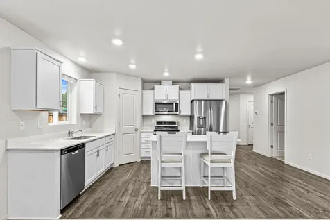 567 Black Bear Drive Medford OR 97501