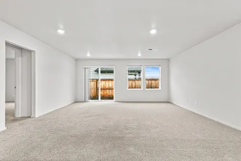 567 Black Bear Drive Medford OR 97501