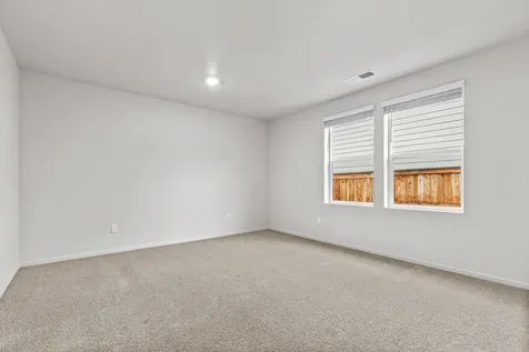 567 Black Bear Drive Medford OR 97501