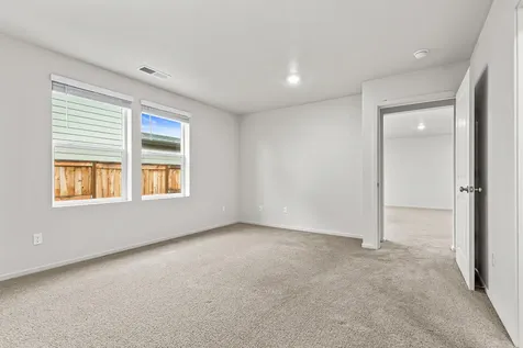 567 Black Bear Drive Medford OR 97501