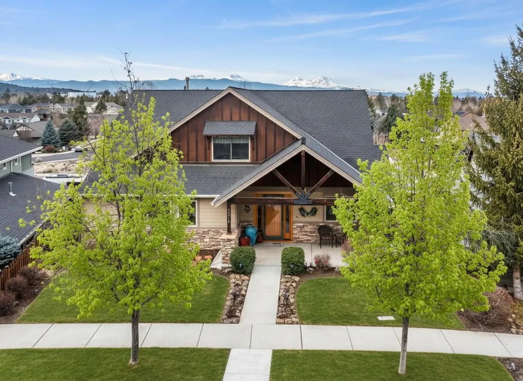 63419 Barton View Place Bend OR 97701
