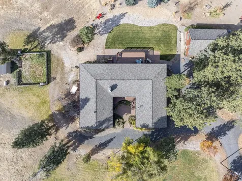 19190 Pinehurst Road Bend OR 97703