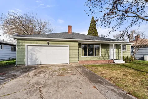 1124 Mount Pitt Avenue Medford OR 97501