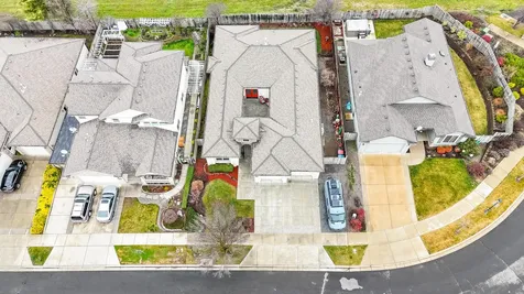 3821 Sherwood Park Drive Medford OR 97504