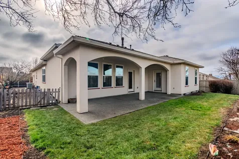 3821 Sherwood Park Drive Medford OR 97504