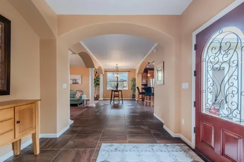 3821 Sherwood Park Drive Medford OR 97504