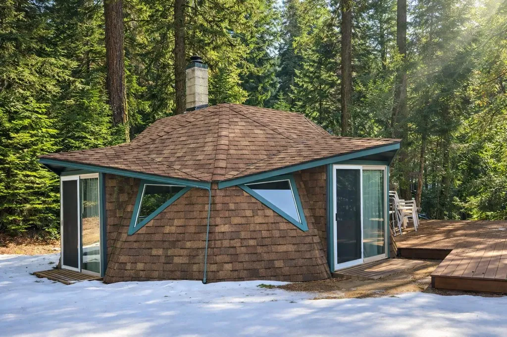 5560 E Hyatt Lake Road Ashland OR 97520