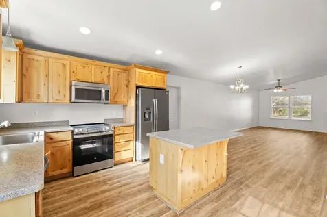 279 SE Laurel Lane Prineville OR 97754