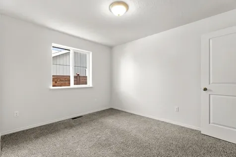 279 SE Laurel Lane Prineville OR 97754