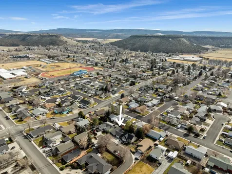 279 SE Laurel Lane Prineville OR 97754