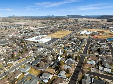 279 SE Laurel Lane Prineville OR 97754