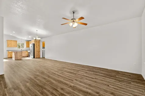 279 SE Laurel Lane Prineville OR 97754