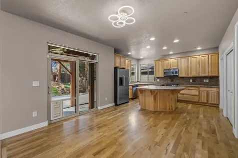 161 SE Rice Way Bend OR 97702