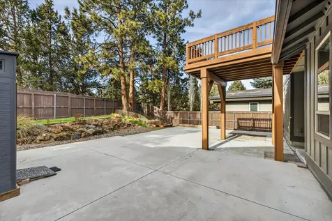 161 SE Rice Way Bend OR 97702